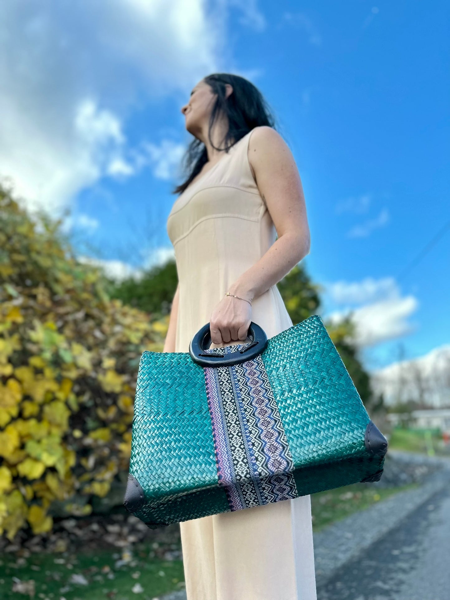 Handcrafted bamboo bag · Premium quality · MEDIUM [Turquoise]