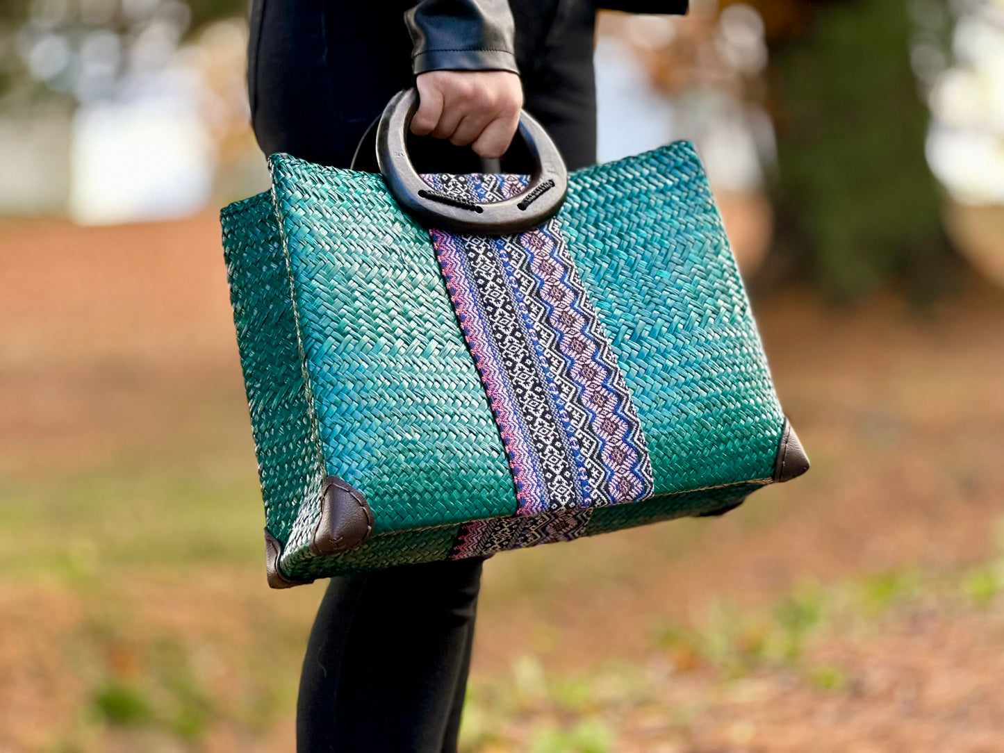 Handcrafted bamboo bag · Premium quality · MEDIUM [Turquoise]