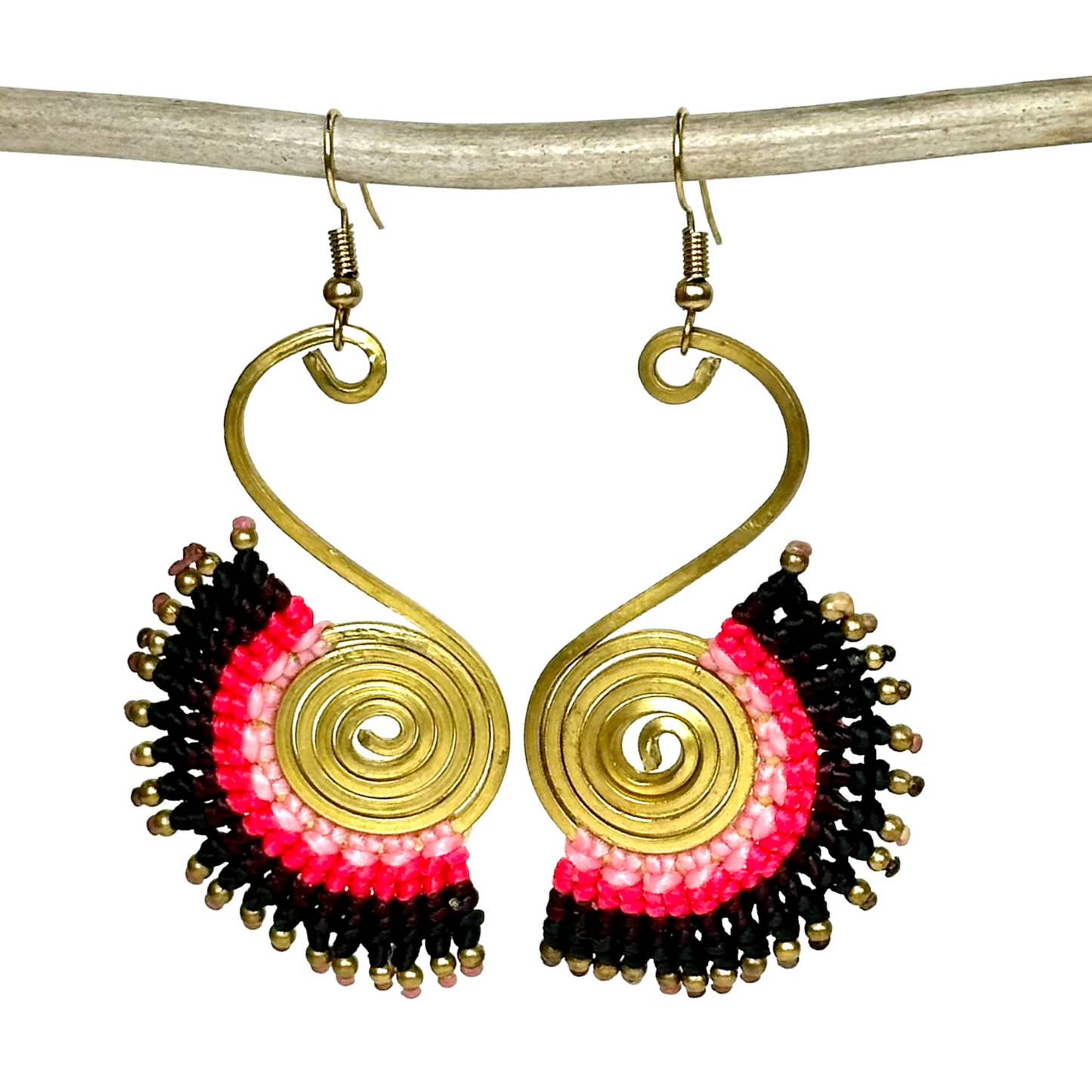 Original and elegant earrings - Cotton and brass [Pink and black]