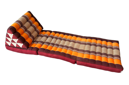 Coussin triangulaire thaï en Kapok · The Orange One [Orange]